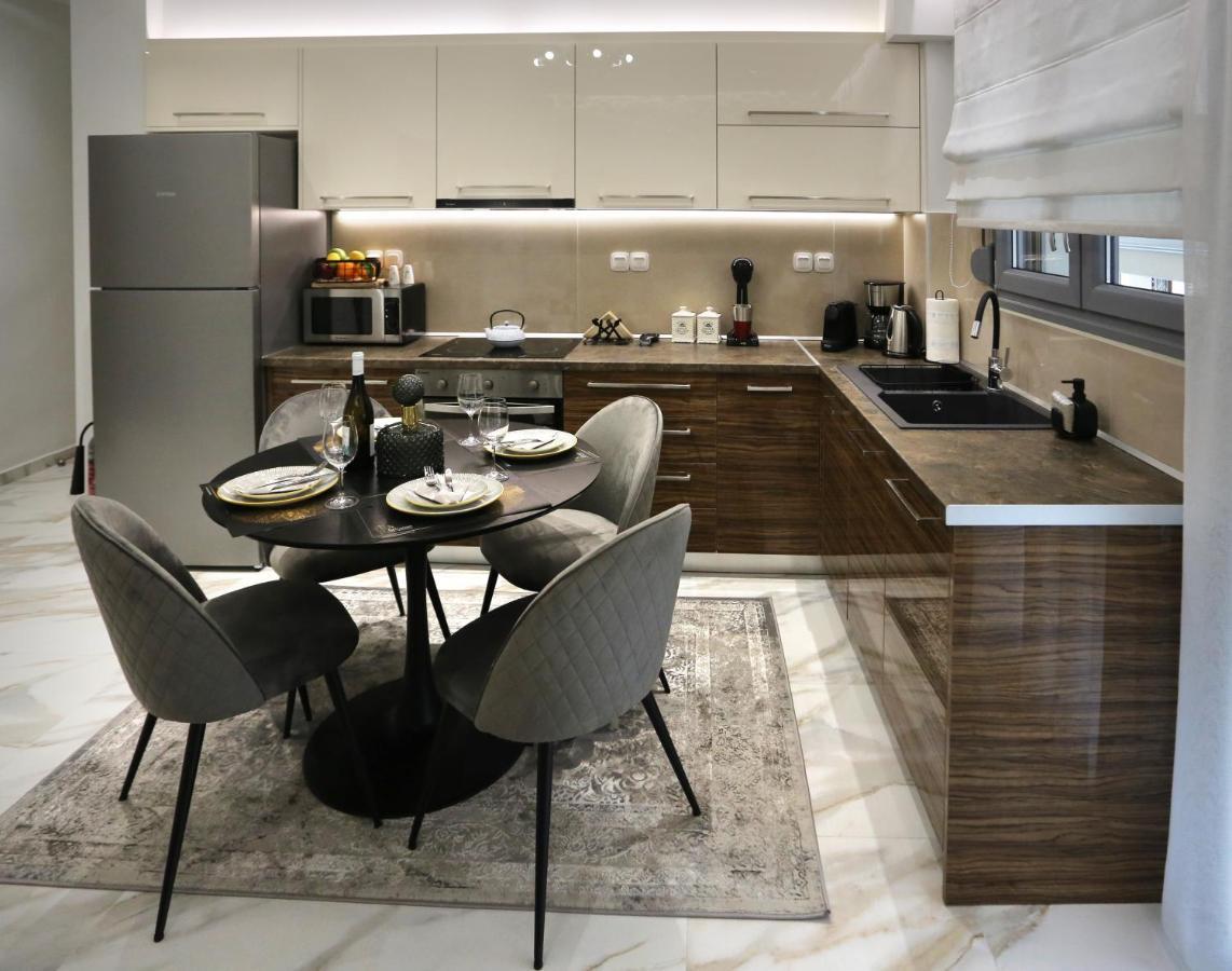 La Larissa Luxury Apartments Trekke Bagian luar foto