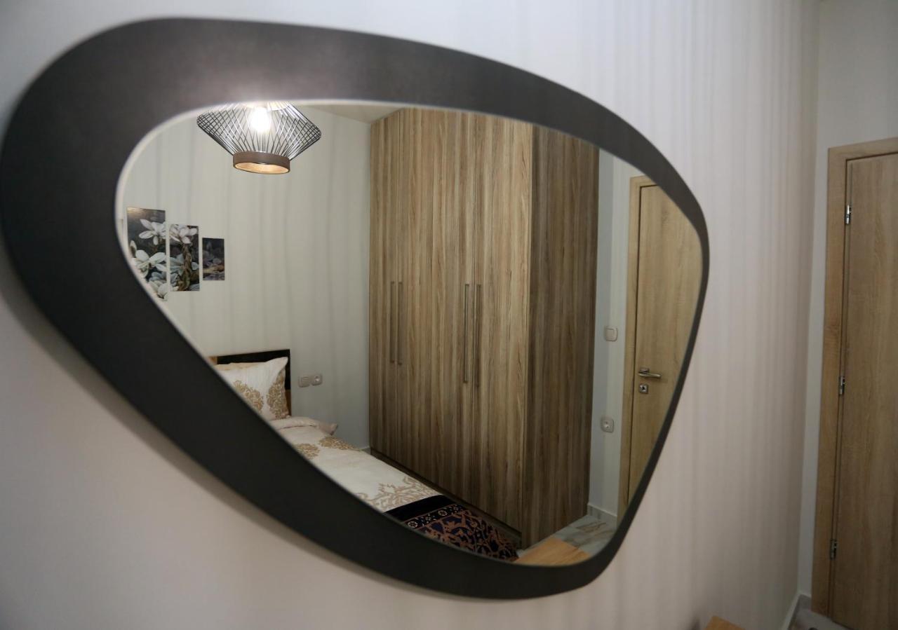 La Larissa Luxury Apartments Trekke Bagian luar foto